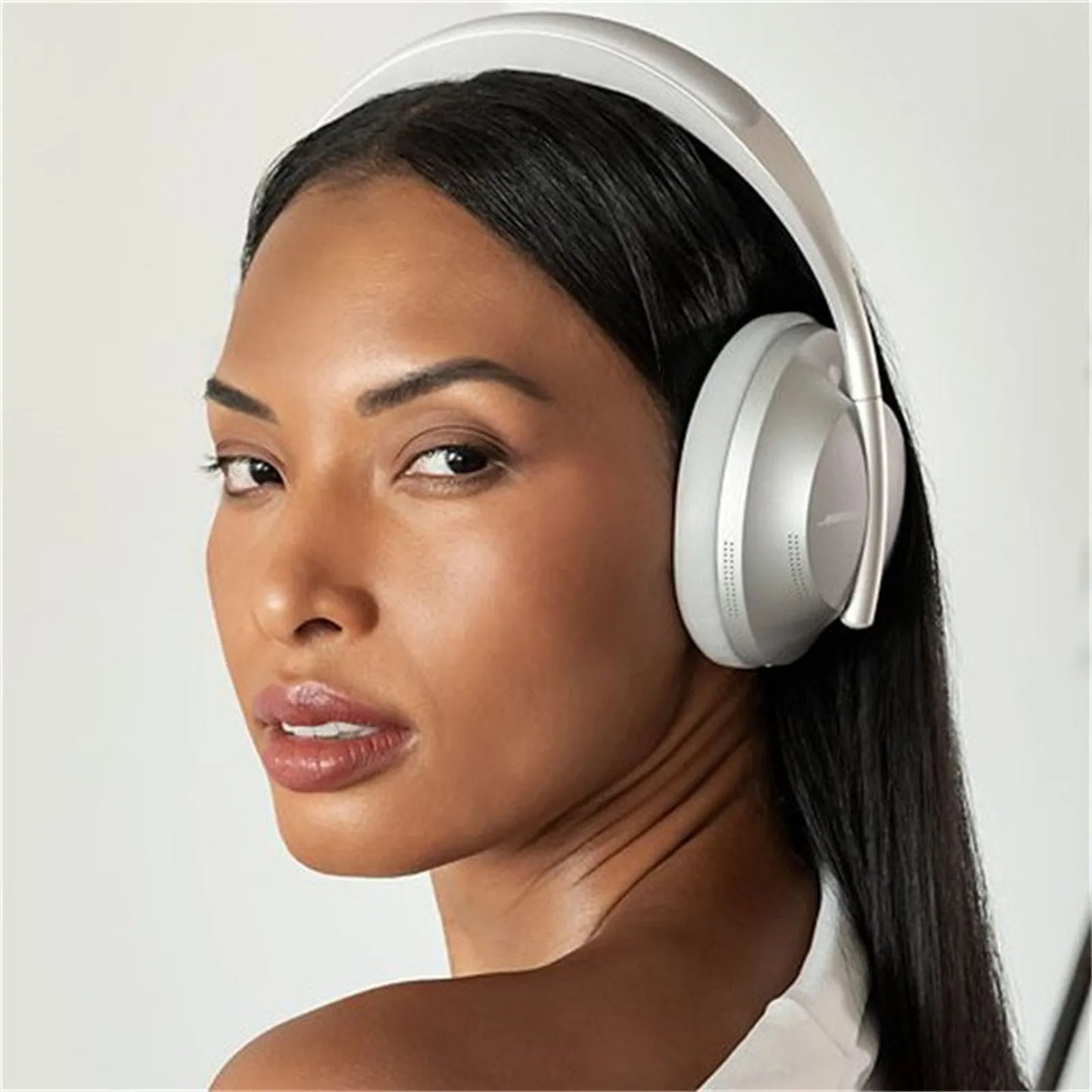 Bose 700 Noise Cancelling Headphones Bluetooth Over Ear